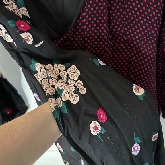 Emily & Fin Wrap Maxi WITH POCKETS! - Picture 3 of 5